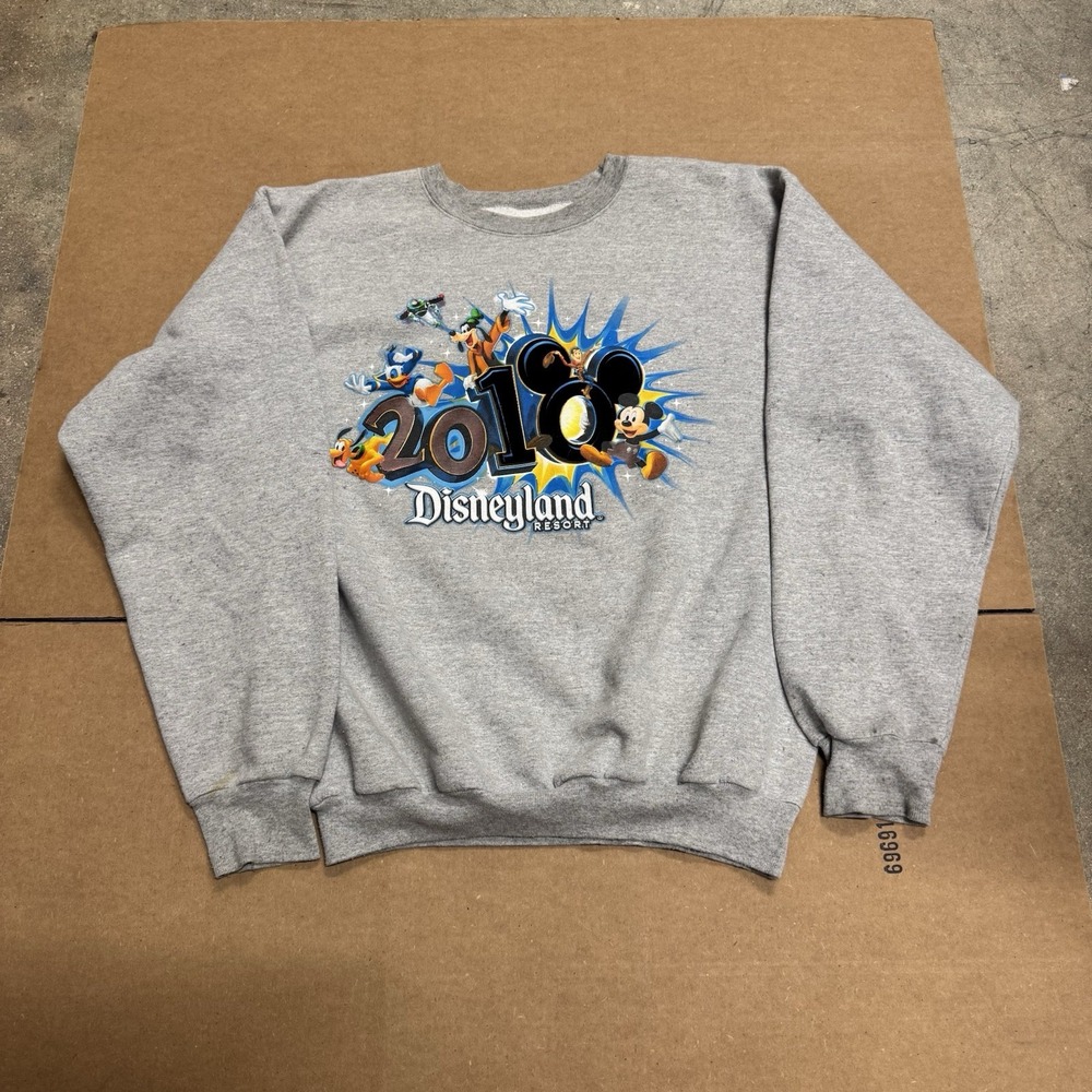 Disneyland Resort Sweater Adult M Gray‎ Crewneck Pullover Sweatshirt Men